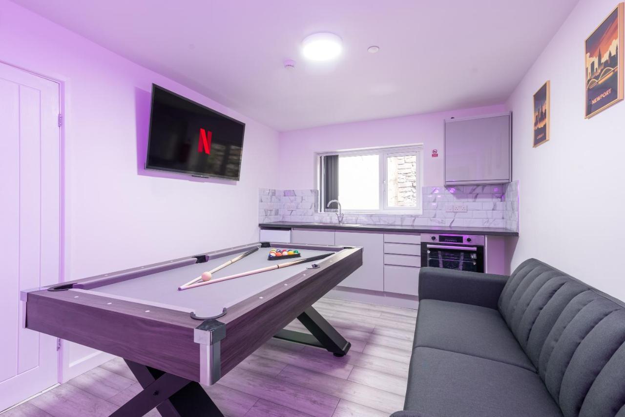 Exquisite Cardiff Apartments- With Garden Lounge & Games Room Экстерьер фото