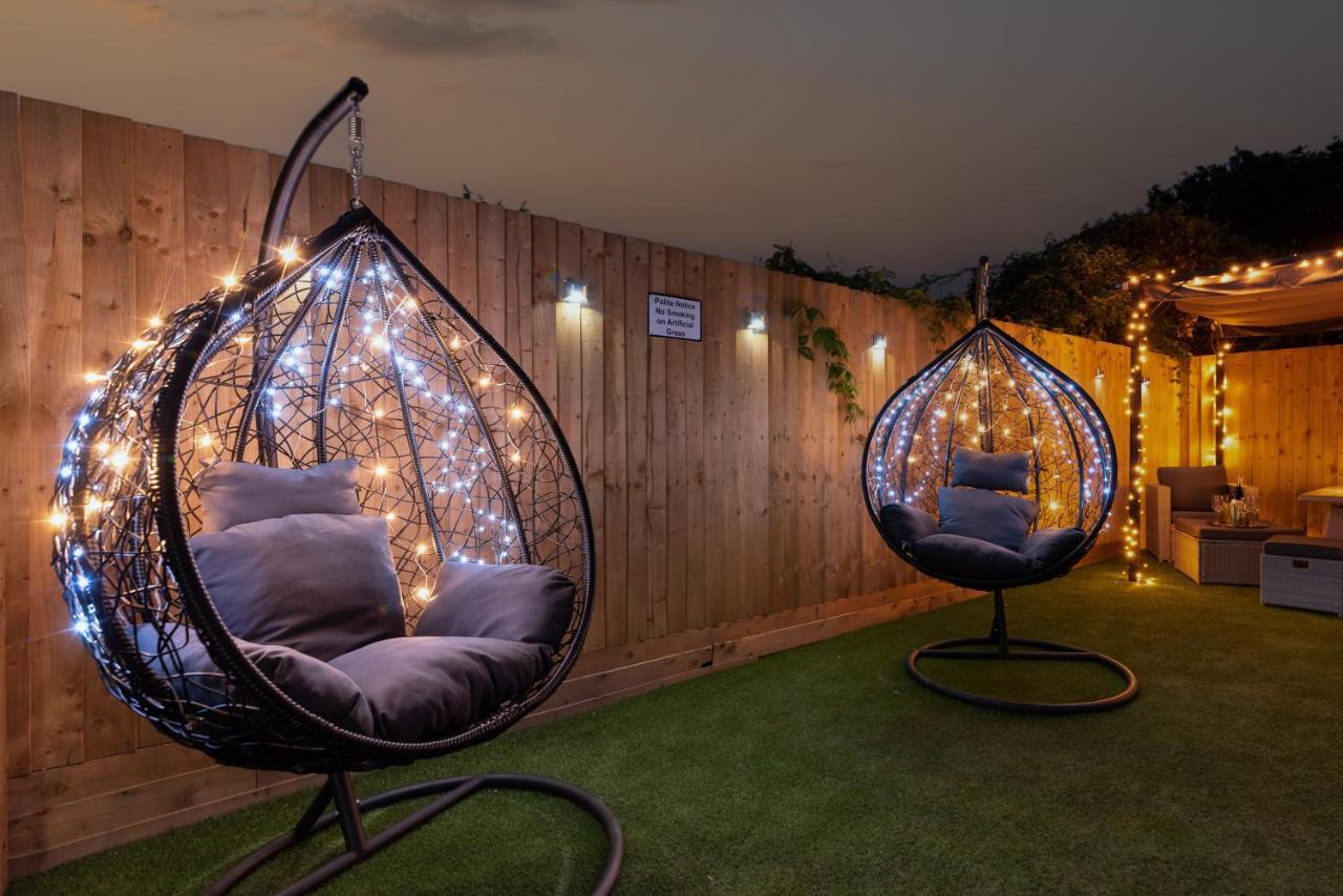 Exquisite Cardiff Apartments- With Garden Lounge & Games Room Экстерьер фото