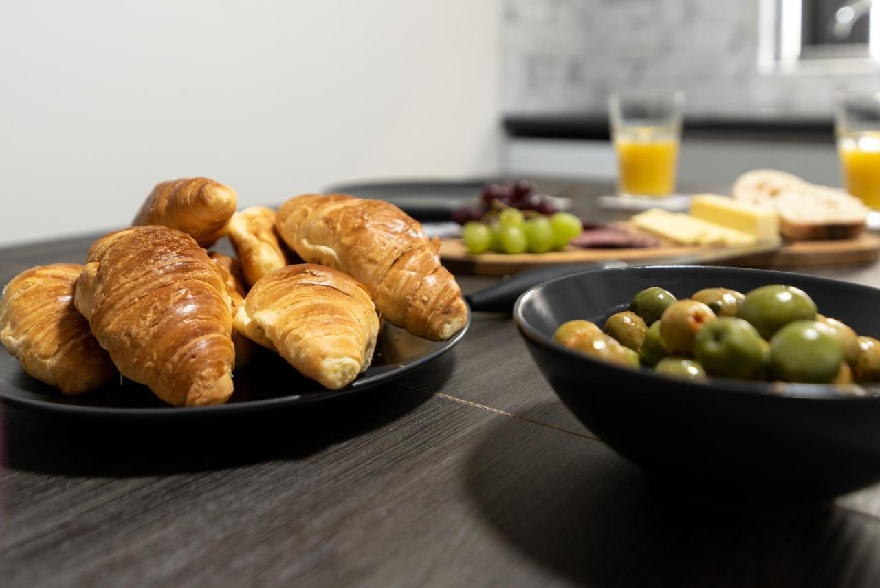 Exquisite Cardiff Apartments- With Garden Lounge & Games Room Экстерьер фото