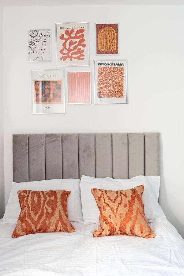 Exquisite Cardiff Apartments- With Garden Lounge & Games Room Экстерьер фото