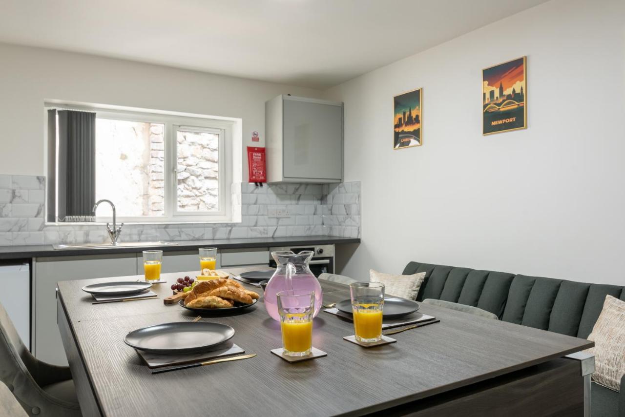Exquisite Cardiff Apartments- With Garden Lounge & Games Room Экстерьер фото