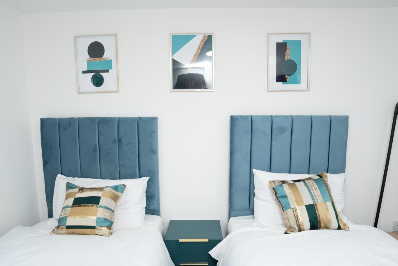 Exquisite Cardiff Apartments- With Garden Lounge & Games Room Экстерьер фото